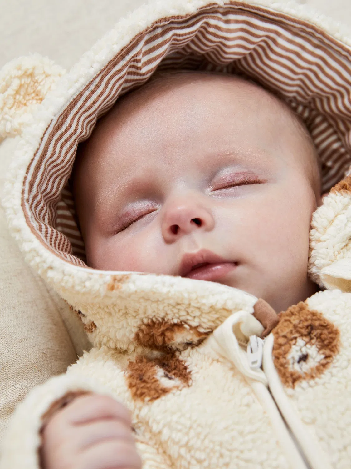Комбинезон-конверт с медвежьими ушками JoJo Maman Bébé, кремовый — фото 4