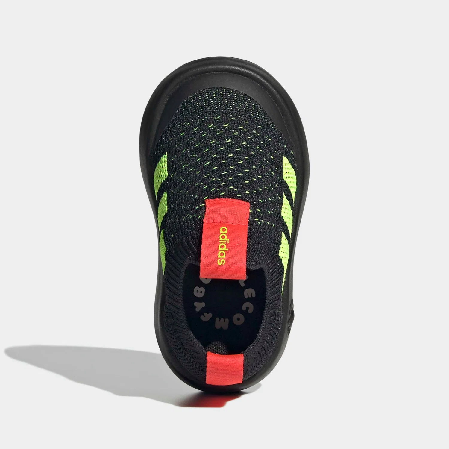 Детские слипоны с технологией Bubblecomfy Adidas Sportswear, Core Black/Lucid Lemon/Lucid Red — фото 4