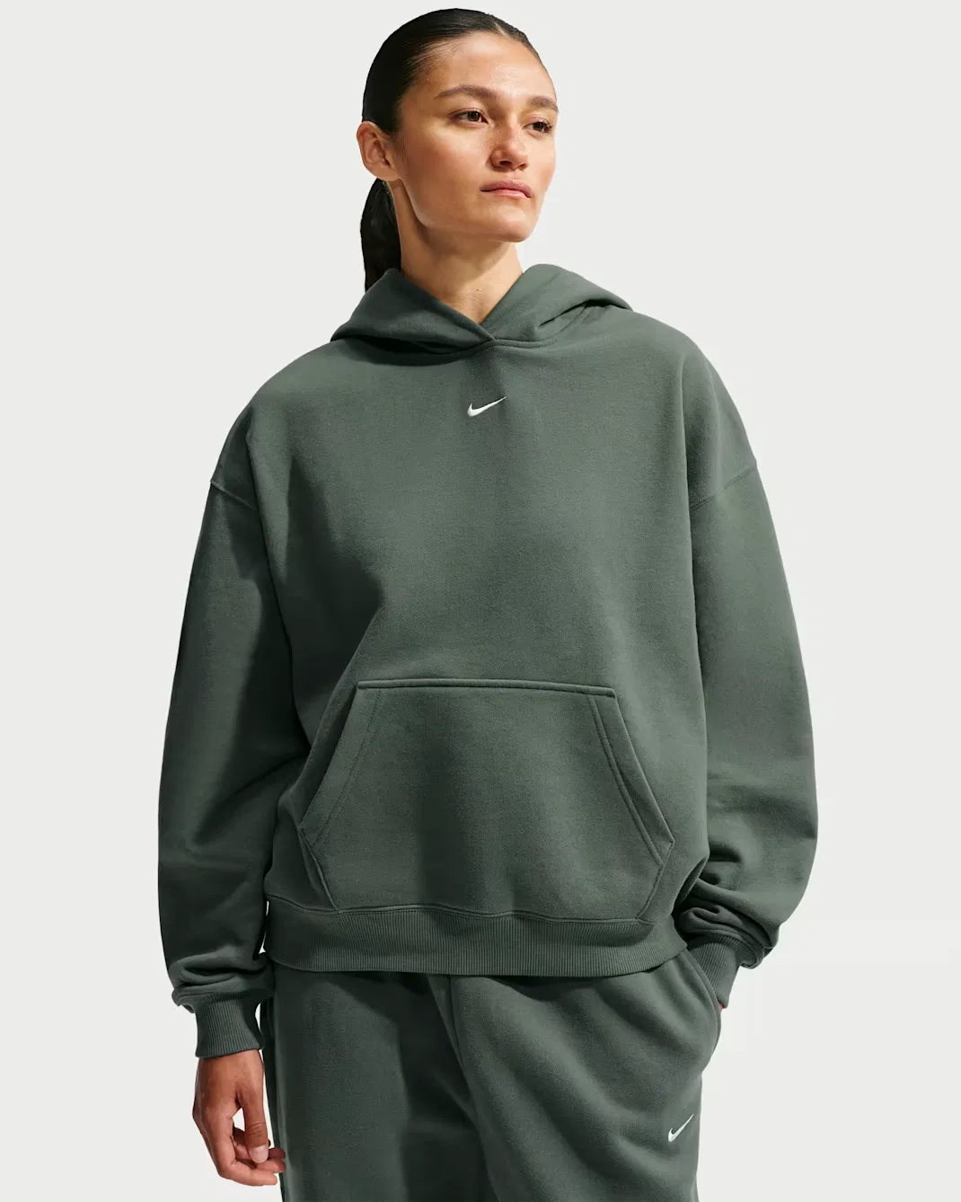 Женская толстовка с капюшоном оверсайз Nike Studio Fleece Medium Weight, Camo Green/Sail