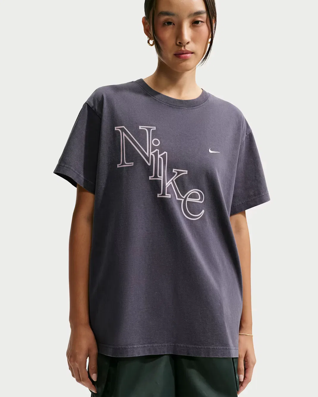Женская футболка оверсайз Nike Sportswear Classic, Gridiron