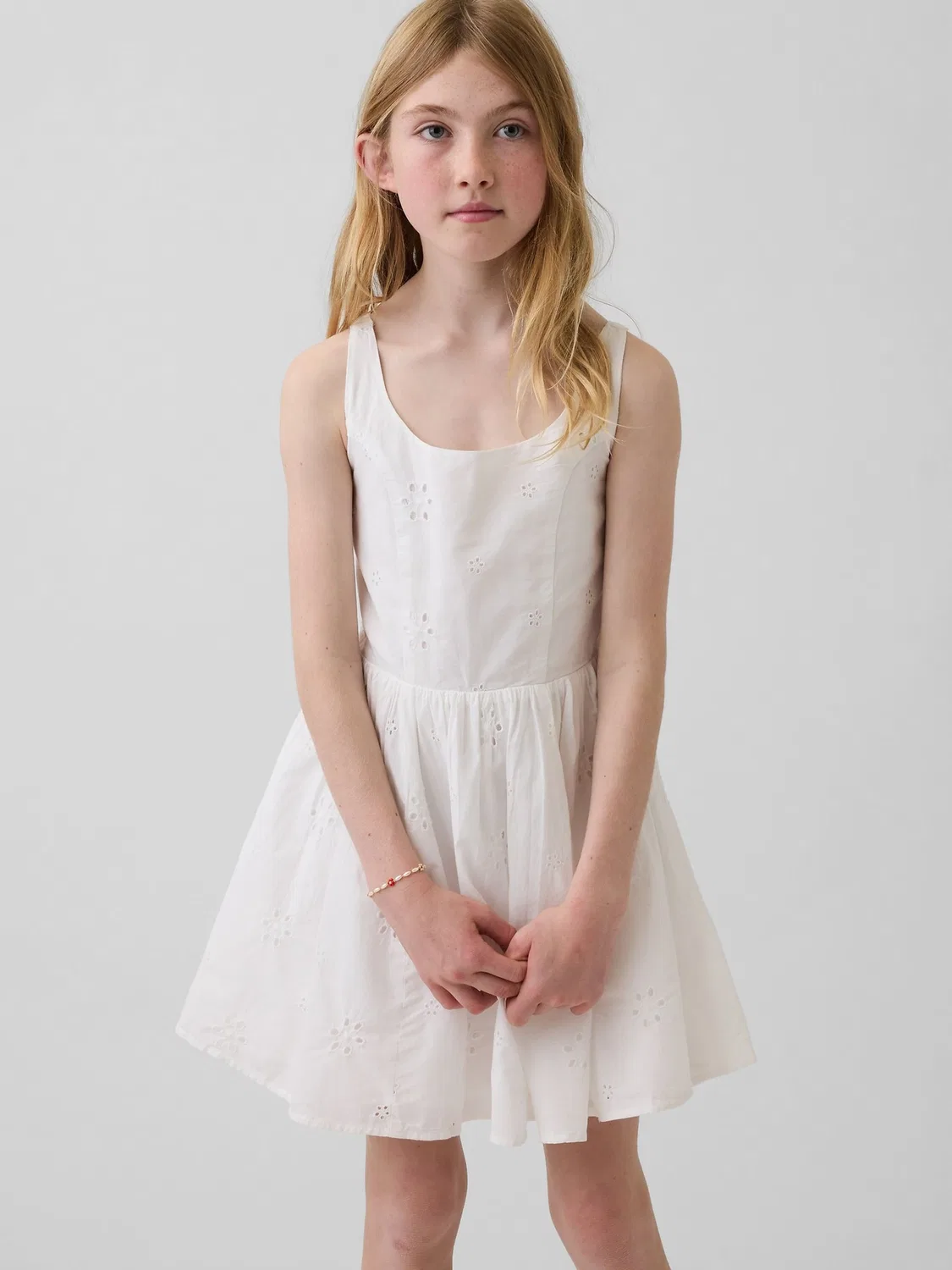 Платье с вышивкой Gap White Eyelet, белое