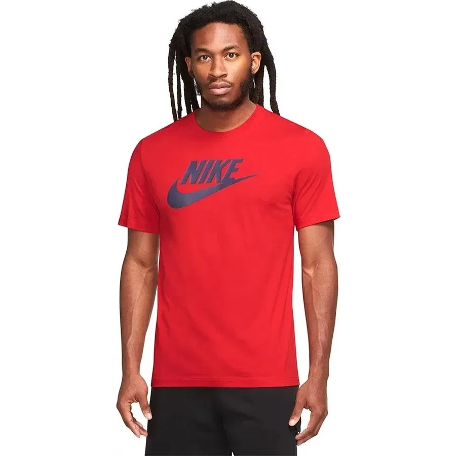 Футболка спортивная Nike Sportswear