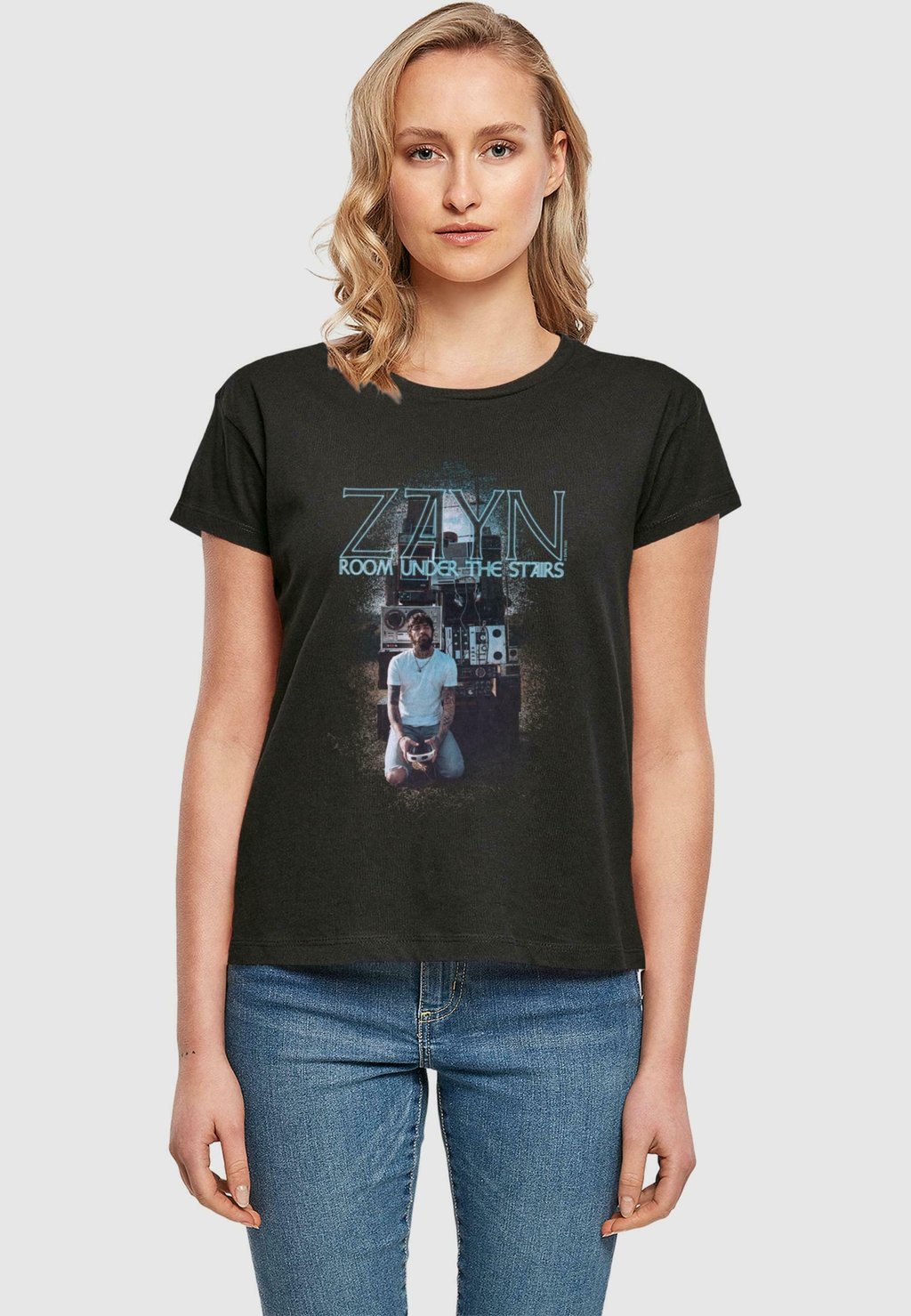 

Футболка с принтом ZAYN - SPEAKERS UNDER THE STARS BOX TEE Merchcode, черный