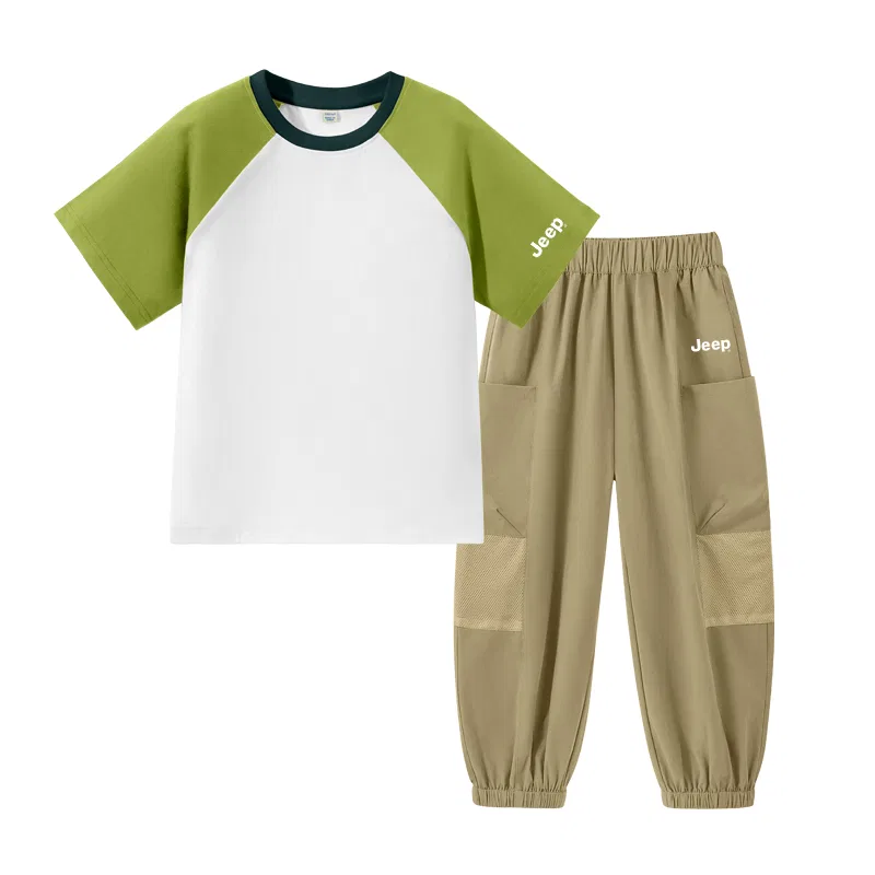 Детский спортивный комплект с принтом Jeep, Olive Green/E White Text Lower Left Sleeve K-Khaki/E White Logo K