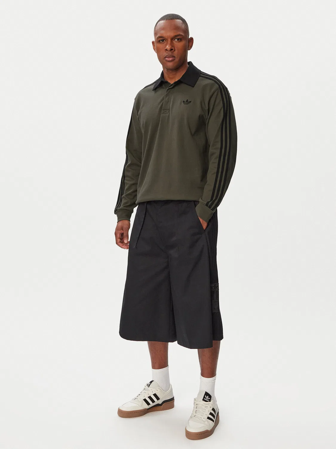 Мужская толстовка стандартного кроя Rugby Longsleeve Polo Adidas, хаки — фото 2