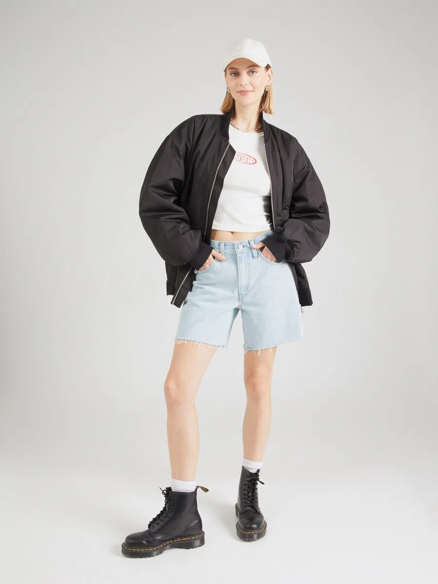 Шорты LEVI'S Baggy Jeans '94 Baggy Shorts' светло-голубого цвета — фото 4