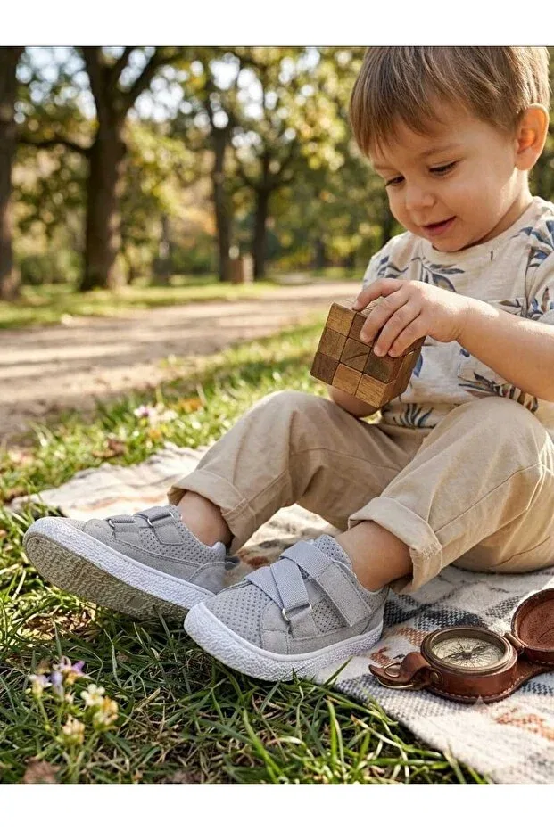Детские туфли для девочек с коротким каблуком Çago Kids, Gray