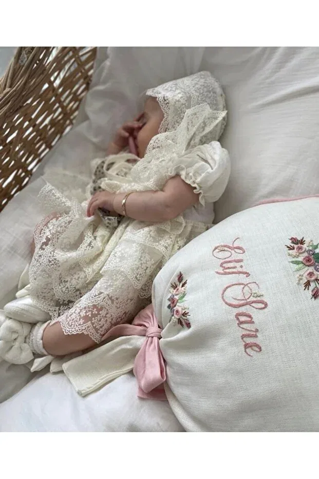 Детское кружевное платье для девочек Lace mevlüt dress with short sleeves and hat Dizaynbyasena, Ecru — фото 2