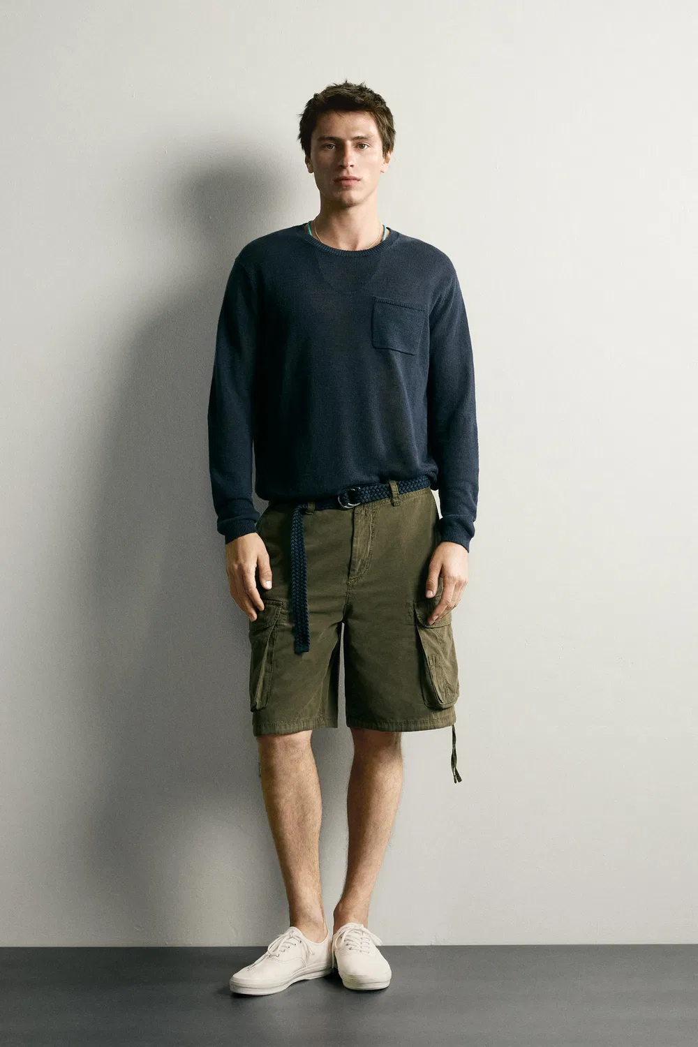 Шорты-бермуды прямого кроя в стиле карго с застежками. ZARA, Khaki