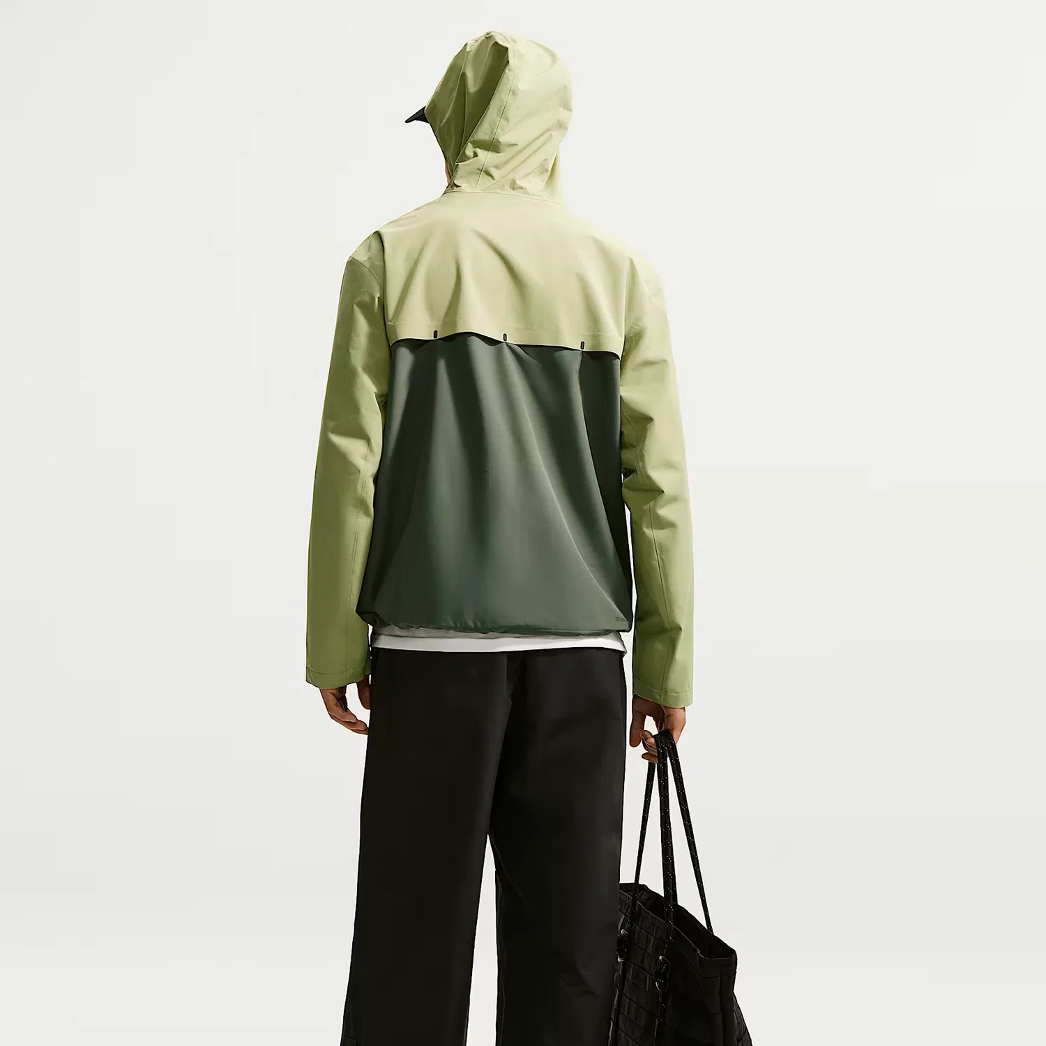Мужская куртка-ветровка с капюшоном и принтом Nike, Grey Olive Green/Camouflage Green/White — фото 3
