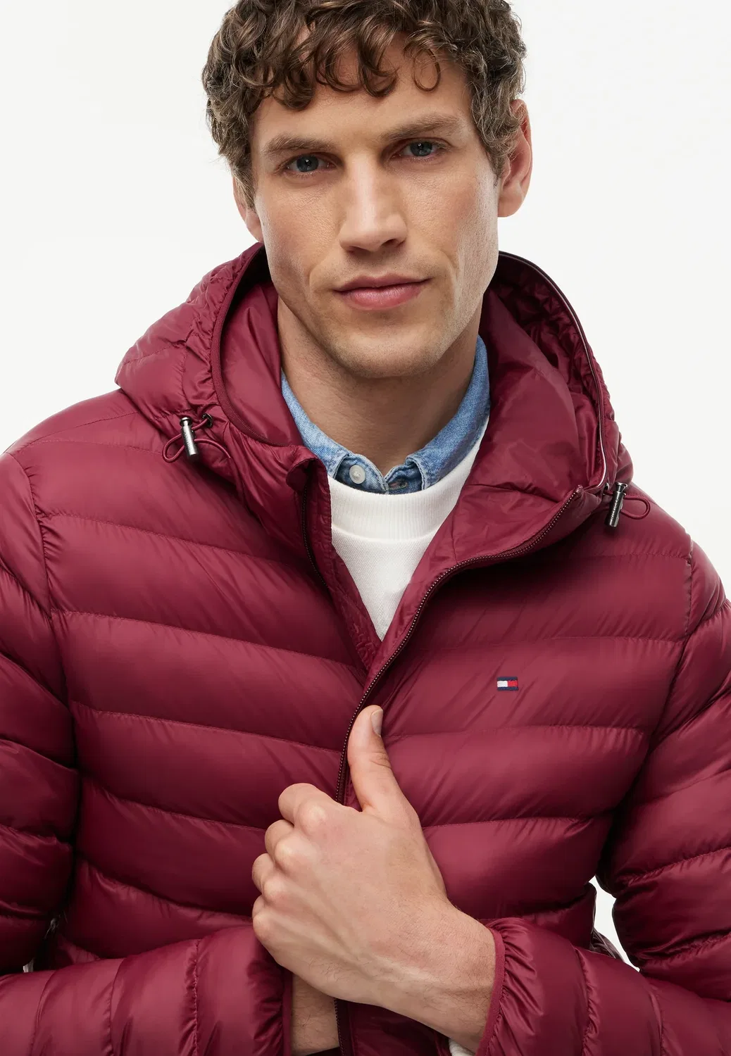 Основные предметы гардероба - легкая куртка Tommy Hilfiger, Burgundy — фото 4