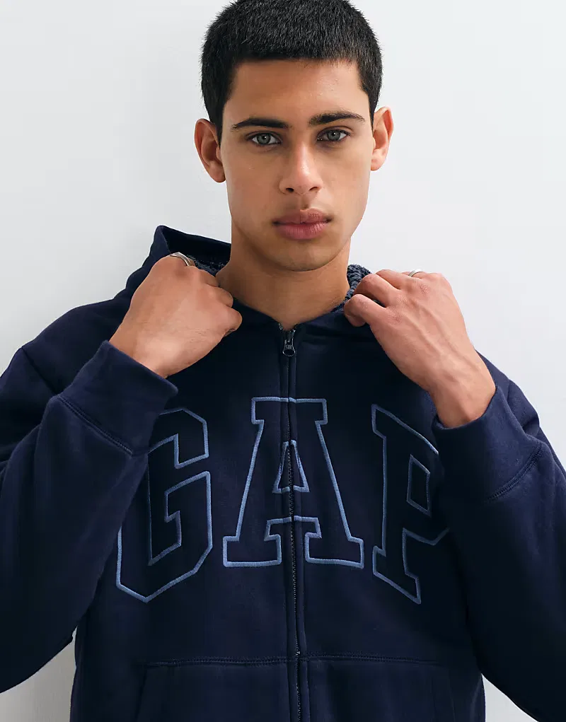 Толстовка GAP с логотипом на груди, подкладкой из искусственной овчины и застежкой-молнией, темно-синий