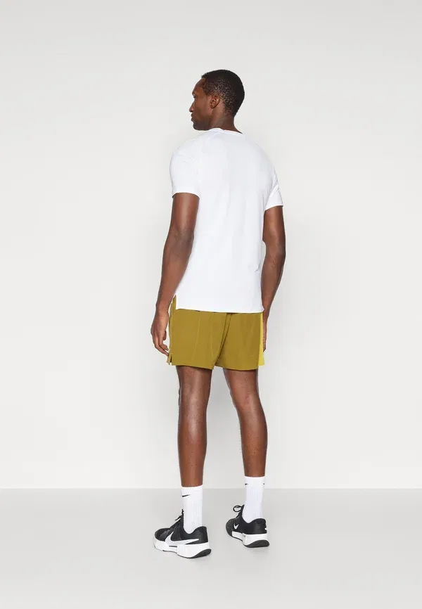 Спортивные шорты Nikecourt Slam Short Nike Performance, оливковый флак/шафрановый кварц/белый — фото 3