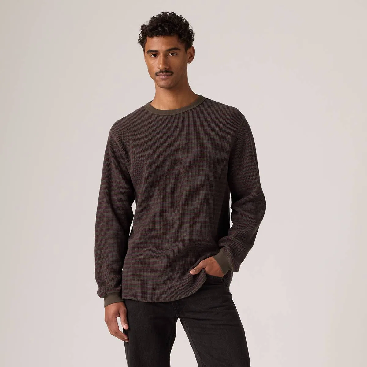 Термофутболка с длинными рукавами и красной застежкой Levi's, Yannick Stripe Coffee - Brown — фото 3