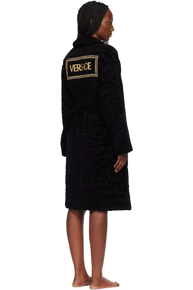 Черный банный халат с иконкой Versace — фото 3