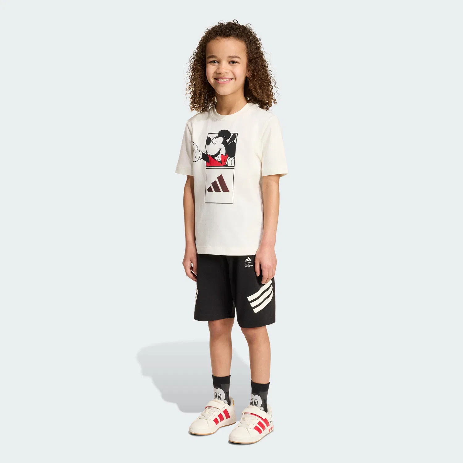 Детский комплект из футболки и шорт с принтом Micky Maus Adidas, Weiss Schwarz — фото 2