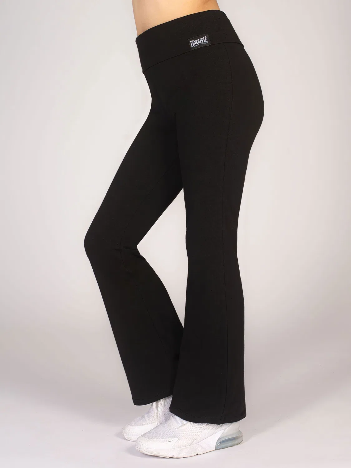 Брюки-клеш женские Pineapple Black