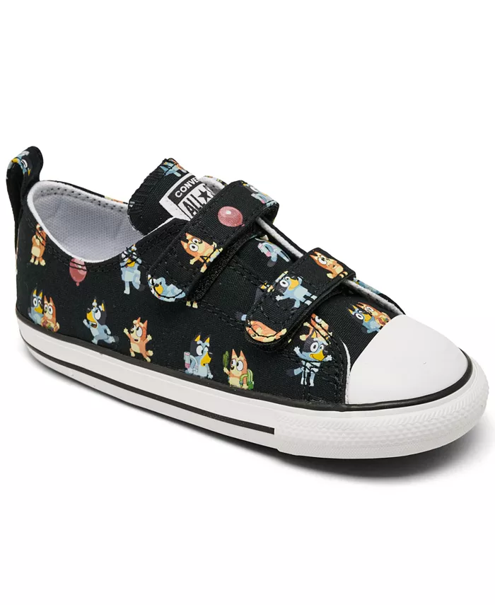 

Детские коврики Toddler Kids Bluey Chuck Taylor All Star 2V с фиксирующей застежкой-ремнем низкие повседневные кроссовки от Finish Line Converse, черный