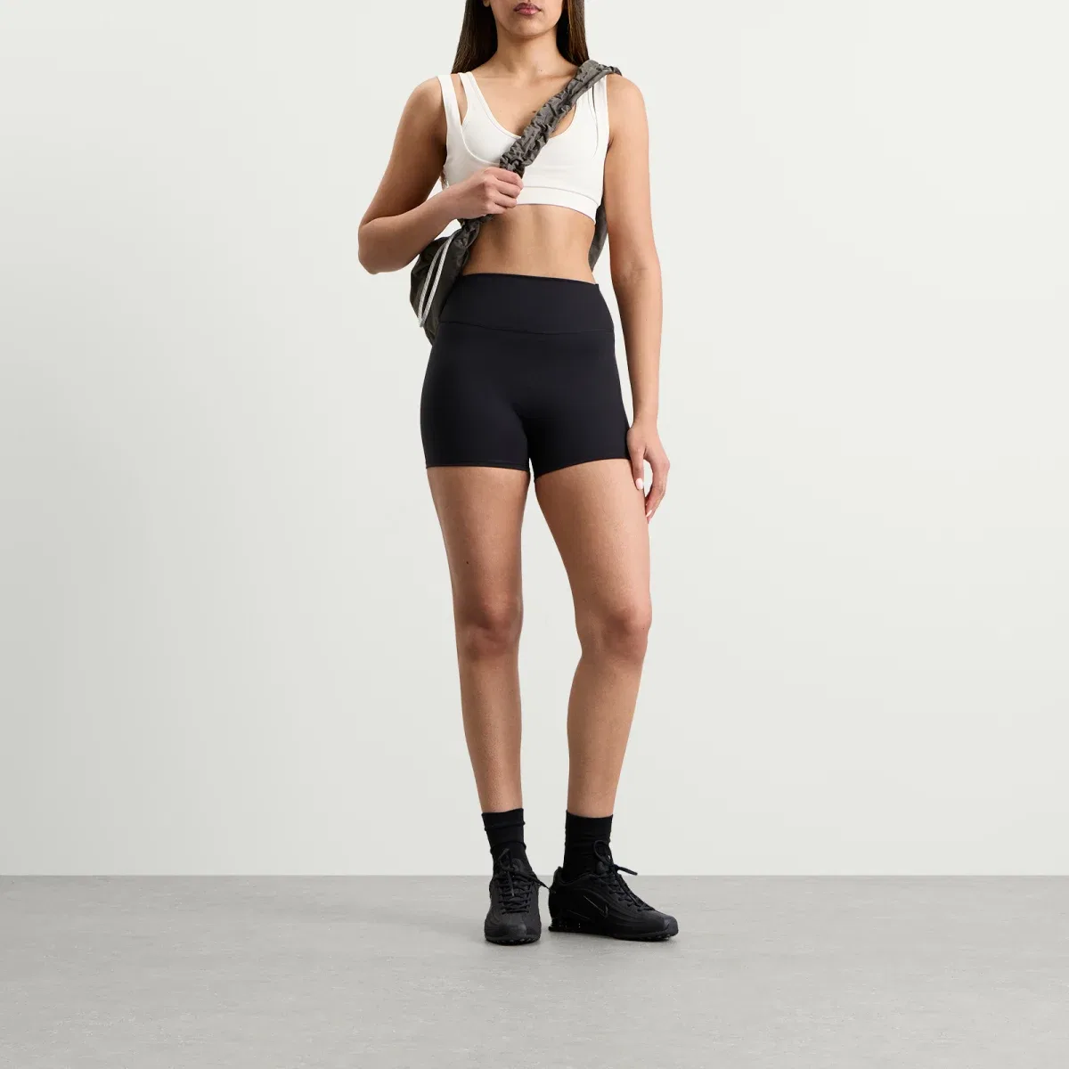 Шорты Nike x SKIMS Matte Short 3", Obsidian — фото 4