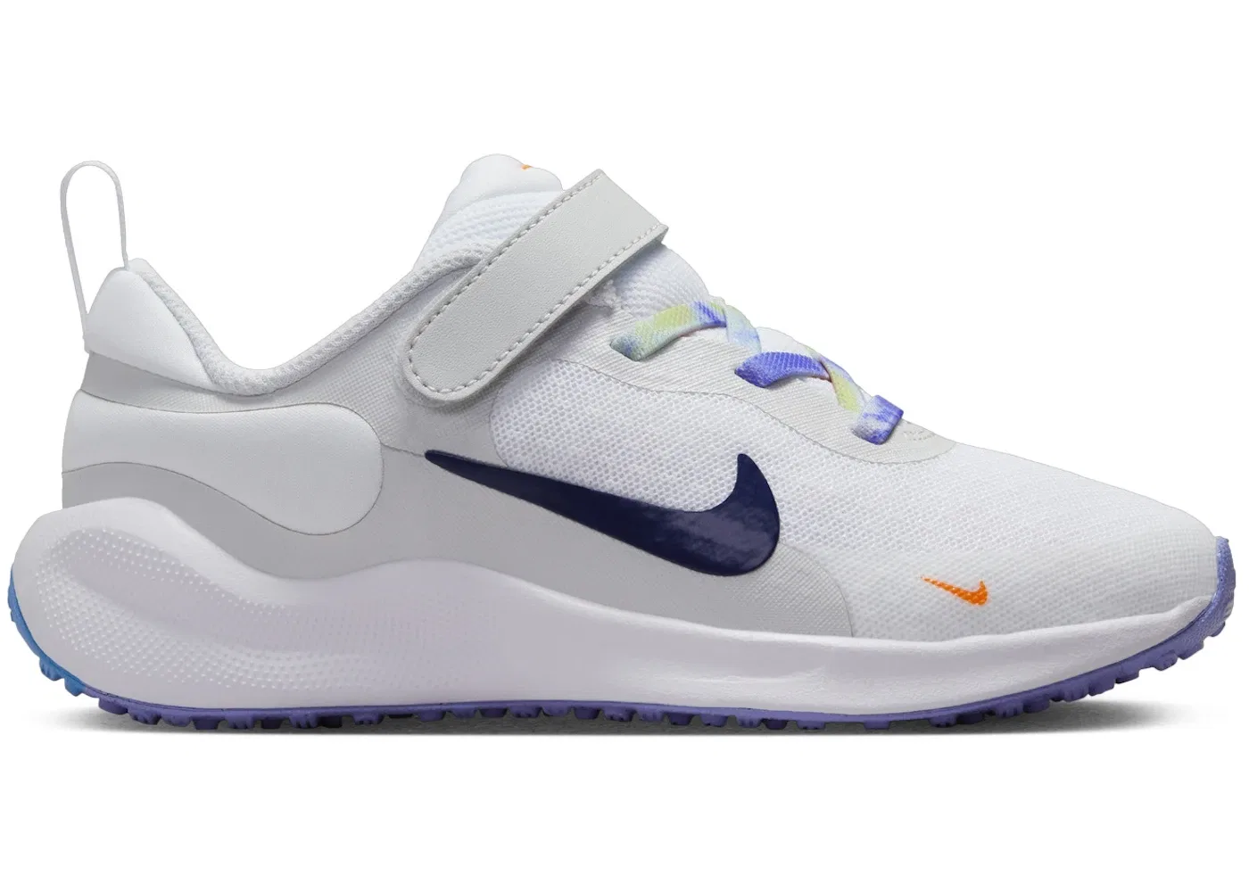 Детские кроссовки Lifestyle Nike Revolution 7 Next Nature SE, White/Photon Dust/Vapor Green/Midnight Navy