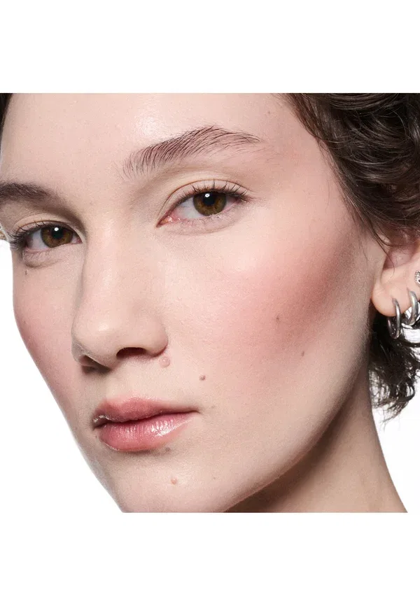 Румяна пудровые Skinfinish Colourstruck Blush Mac Thanks, It's Mac, 4.5 г, цвет thanks, it´s — фото 2