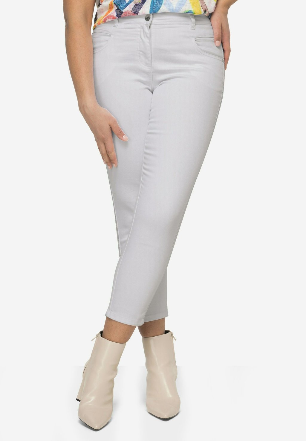 

Брюки SLIM FIT SEMI ELASTIC WAIST SEQUINED STRIPE MIAMODA, белый