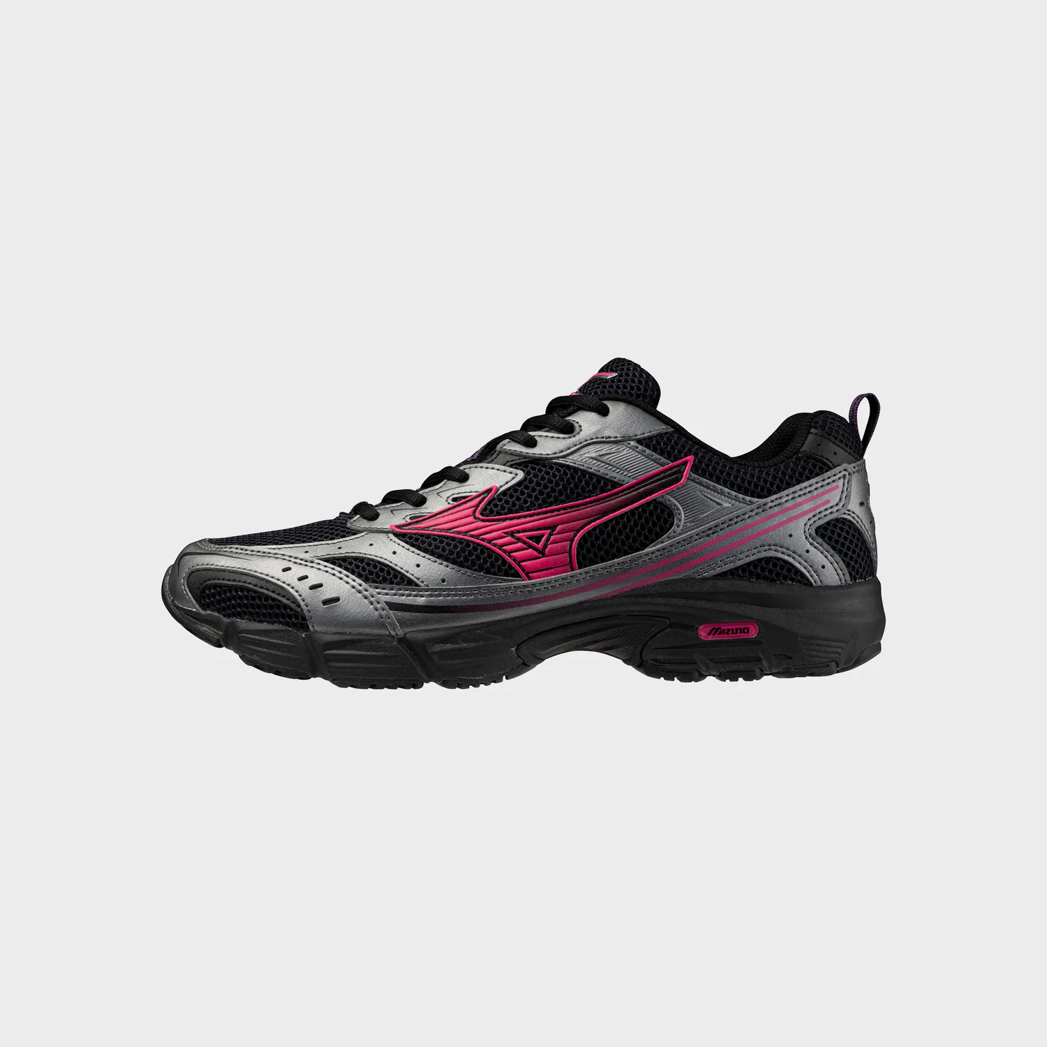 Мужские низкие кроссовки от Mizuno