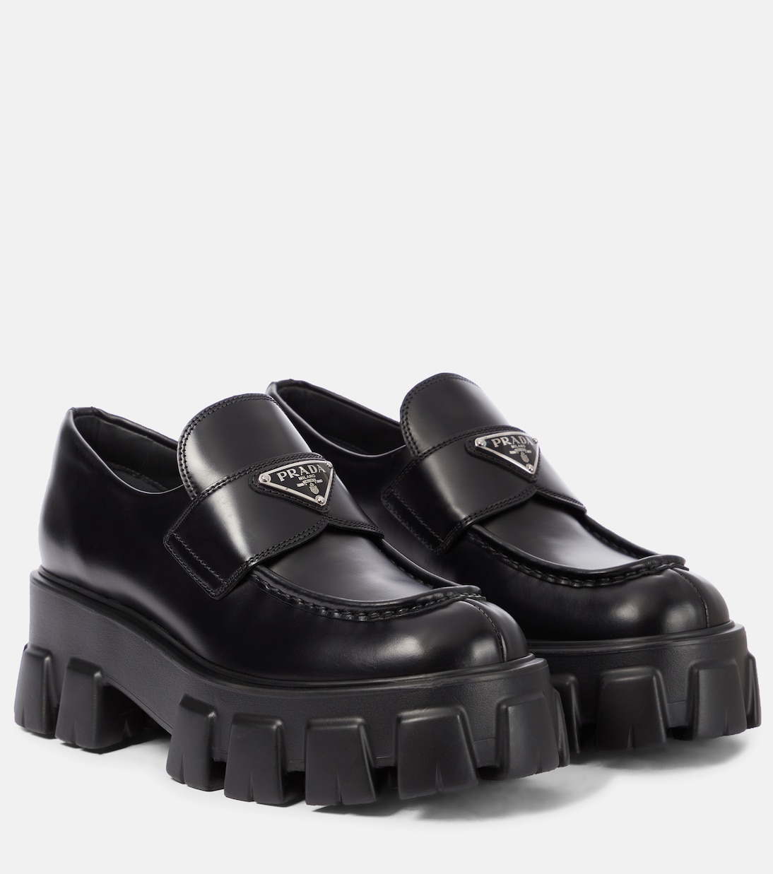 Мокасины Monolith из гладкой матовой кожи Prada, черный