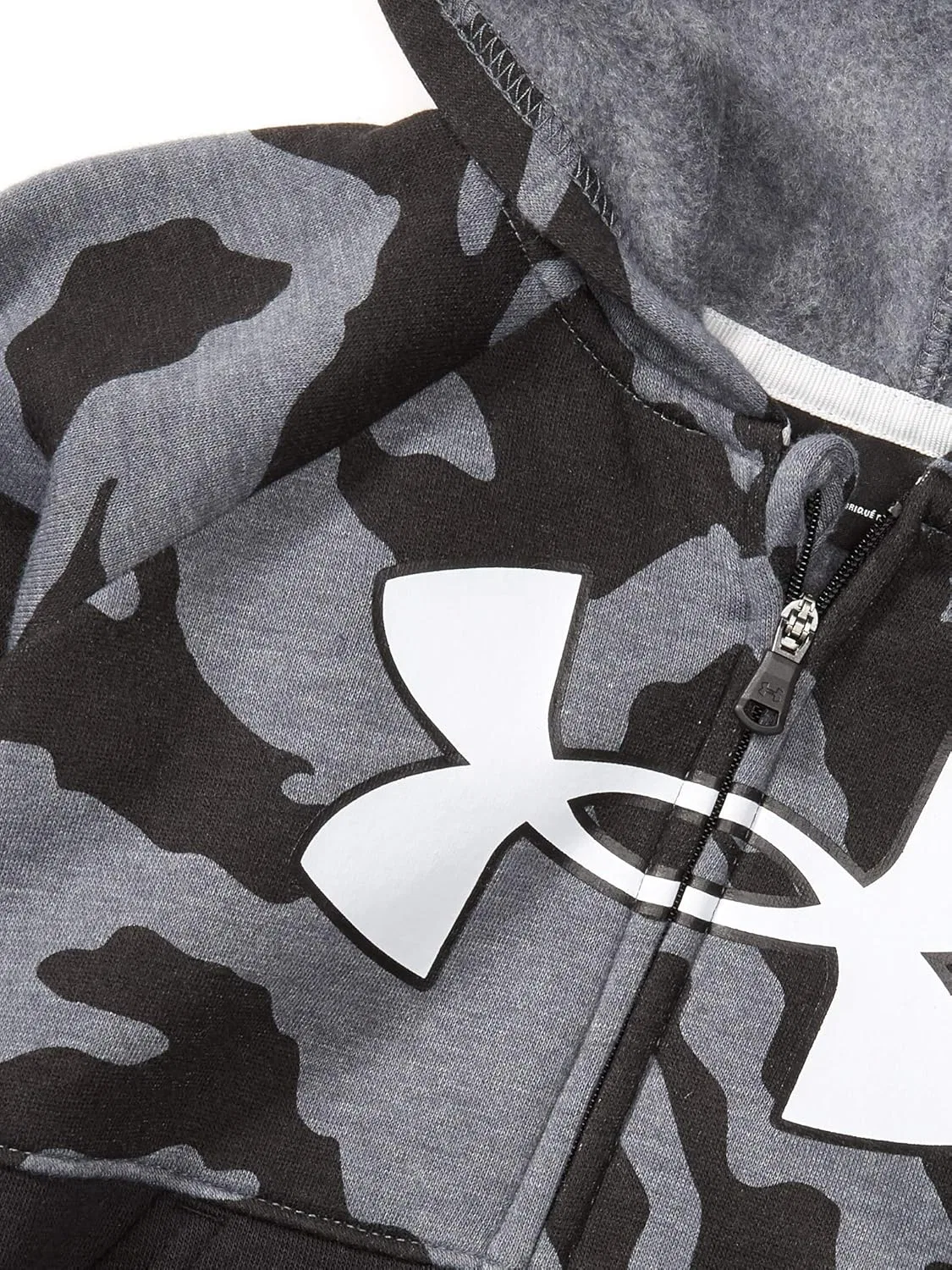 Детский спортивный костюм Under Armour Fury Camo Set, черно-красный — фото 2