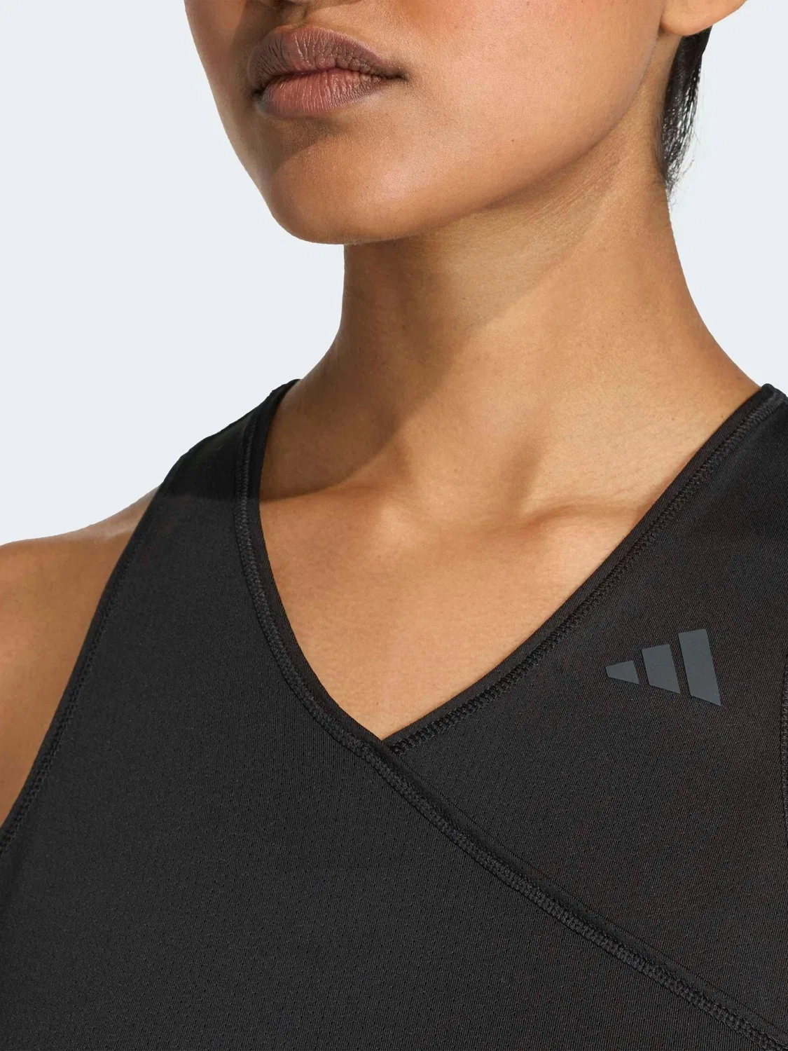 Топ теннисный Club Tennis Climàcool V-Neck adidas, черный — фото 4