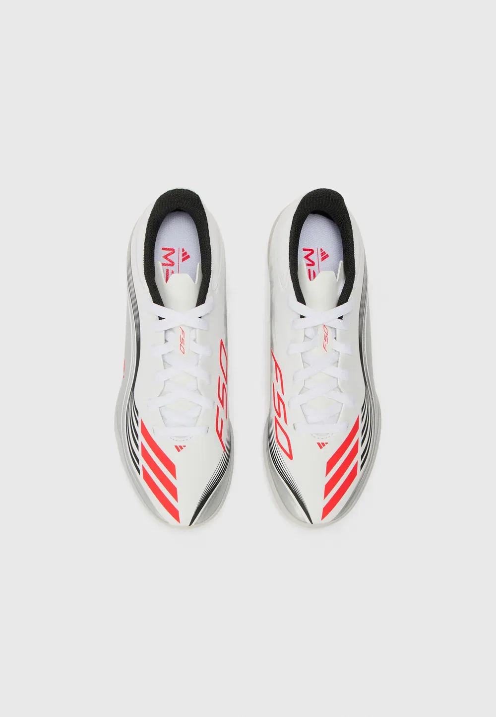 Футбольные бутсы F50 унисекс для искусственных газонов Adidas Performance, White/Lucid Red/Silver-Coloured — фото 4