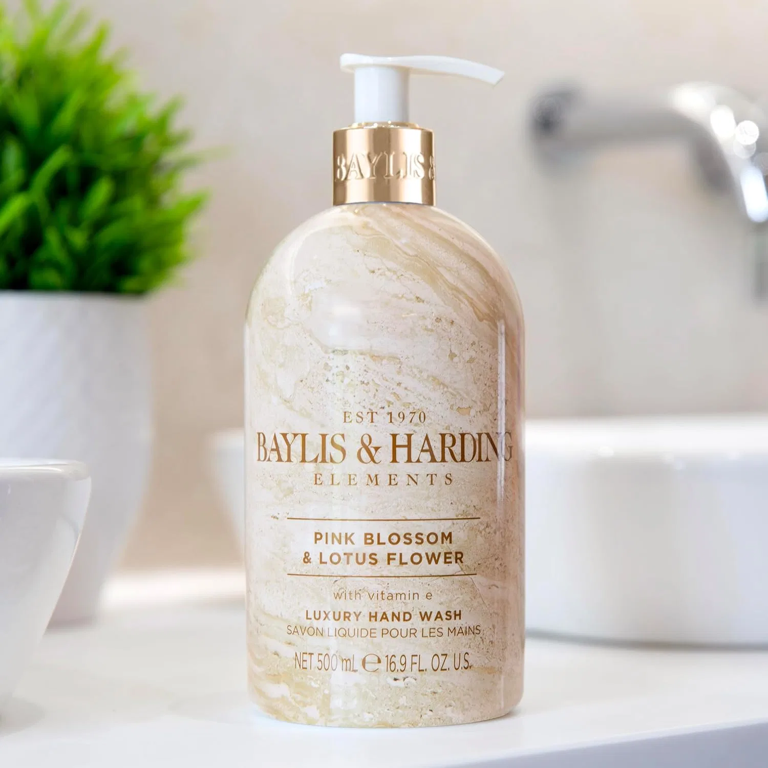 Гель для мытья рук Pink Blossom & Lotus Flower, Baylis & Harding, набор 3 шт, 500 мл — фото 3