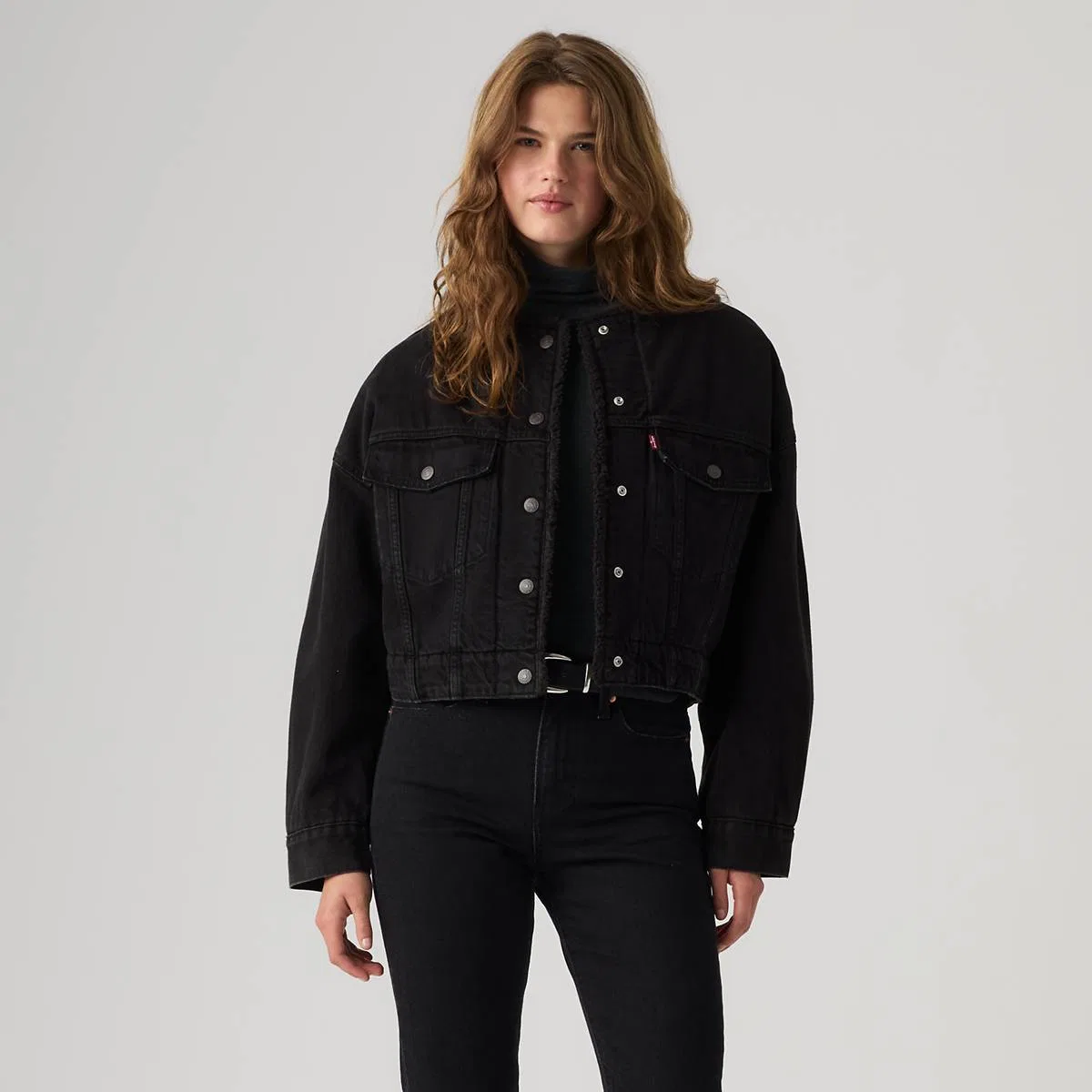 Укороченная куртка-тракер без воротника из искусственного меха Levi's, Slight Night - Black — фото 3