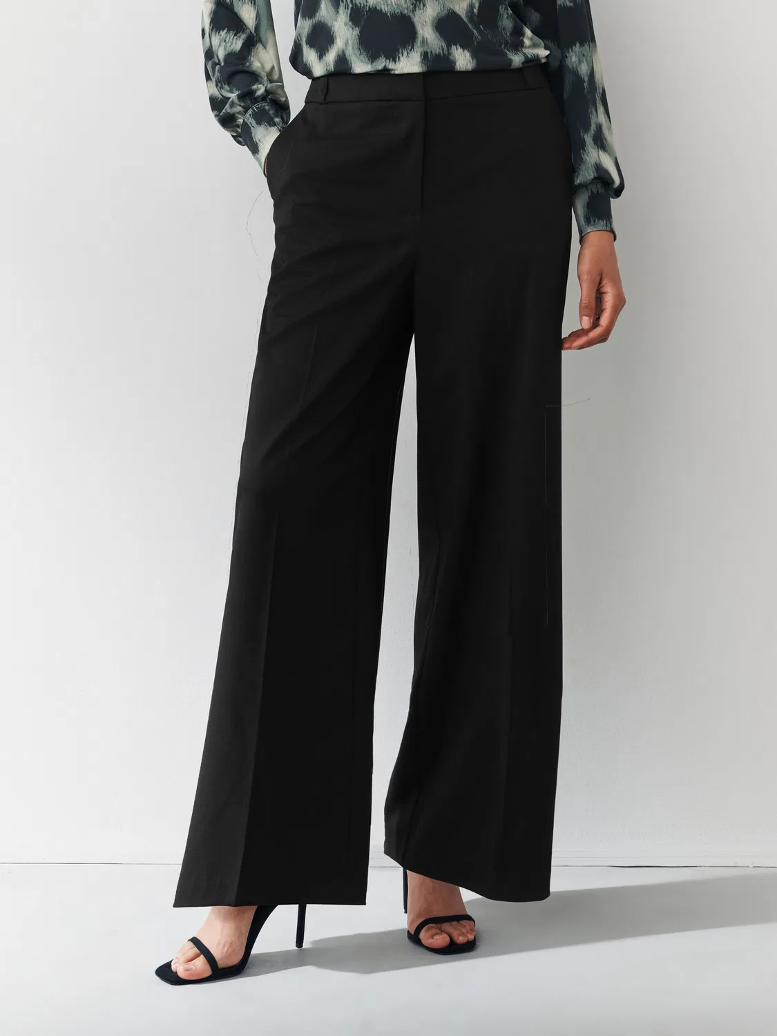 Брюки широкие прямые, модель Tailored Trousers Next, черный — фото 2