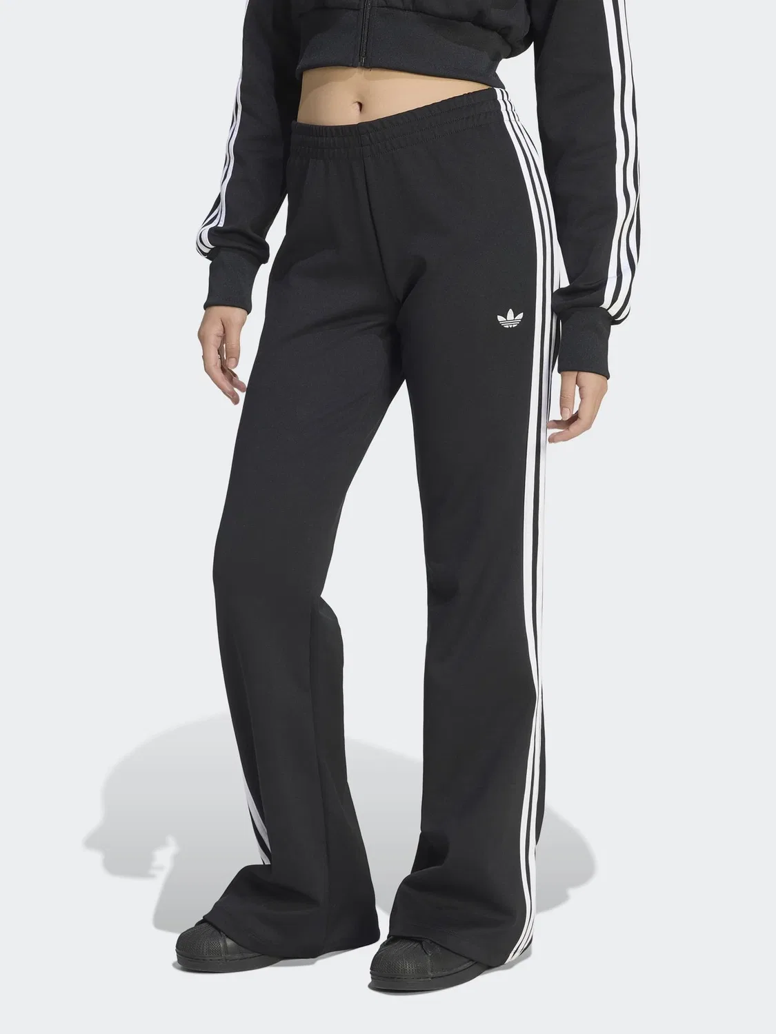 Джоггеры с расклешением Black Flared, adidas Originals, черный