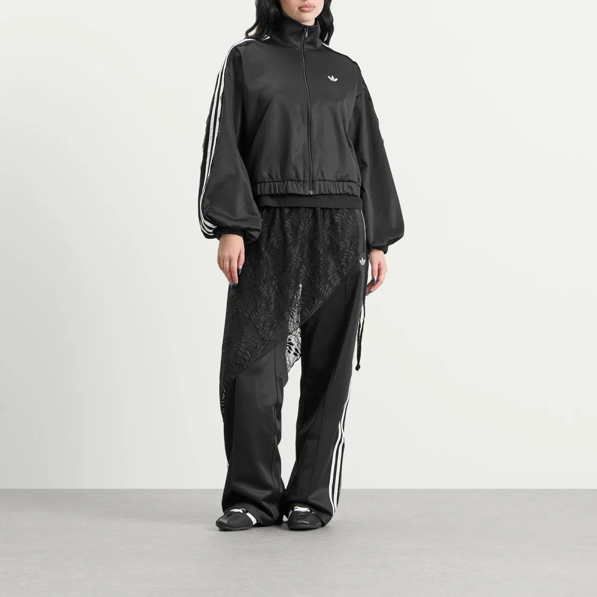 Женский топ оверсайз с кружевом Lace Oversized Track Top Adidas, Black — фото 4