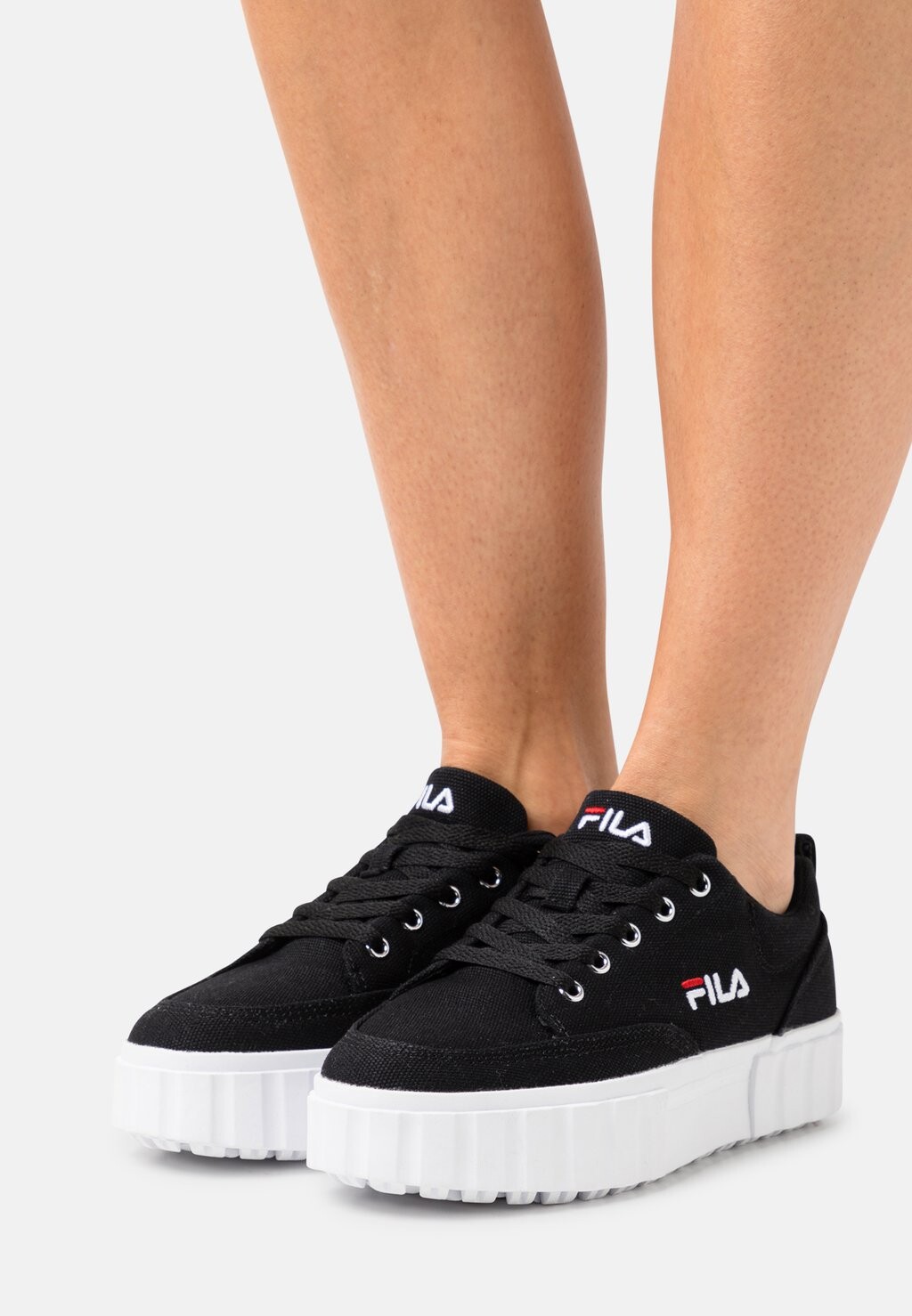 

Кроссовки Fila, черный