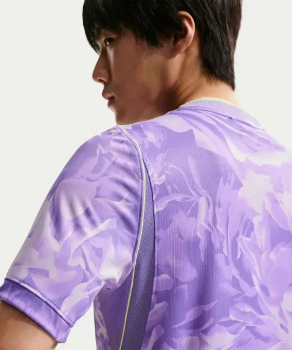 Футбольная реплика джерси Nike 2026 Stadium Away, m, Space Purple/Amethyst Tint/Global Blue/Light Liquid Lime — фото 2
