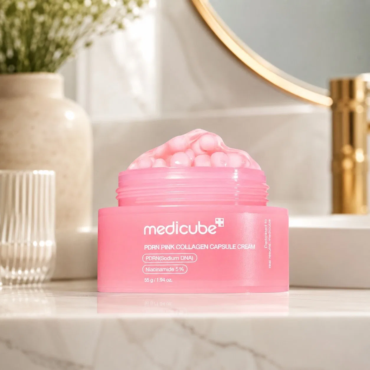 Крем для лица с коллагеном PDRN Pink Collagen Capsule Cream Medicube, 55 г — фото 3