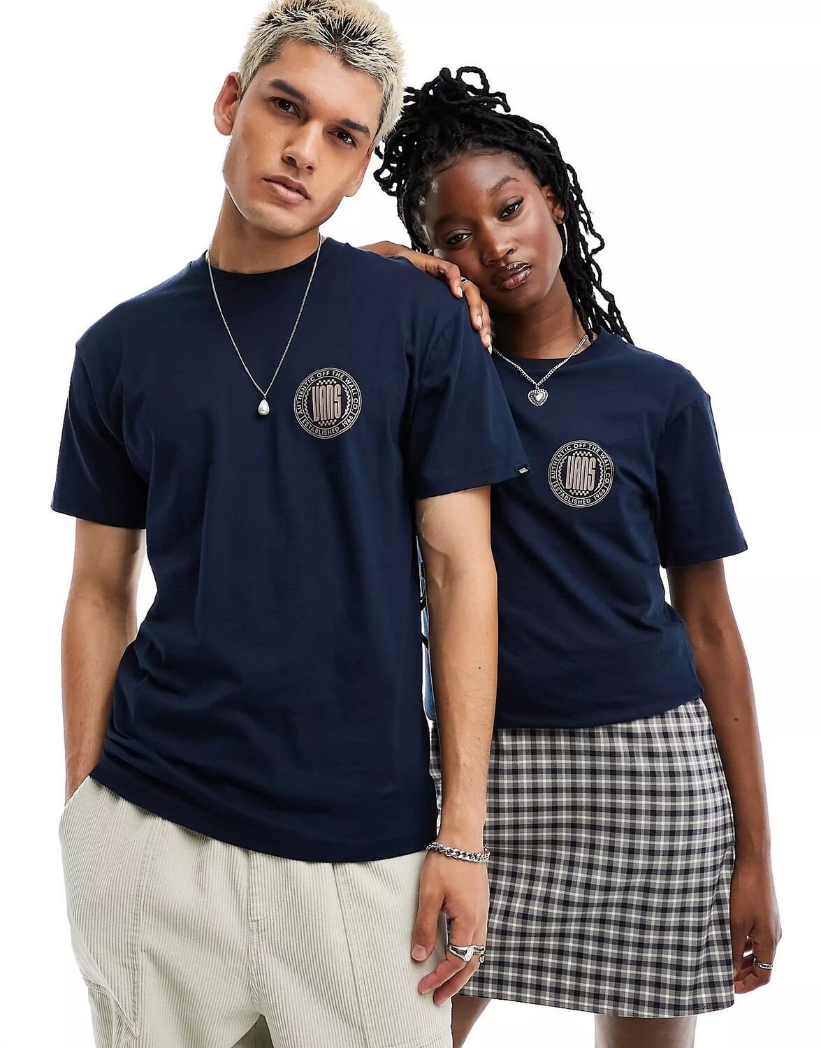 

Футболка Vans Circle Racer Lockup Unisex, темно-синий