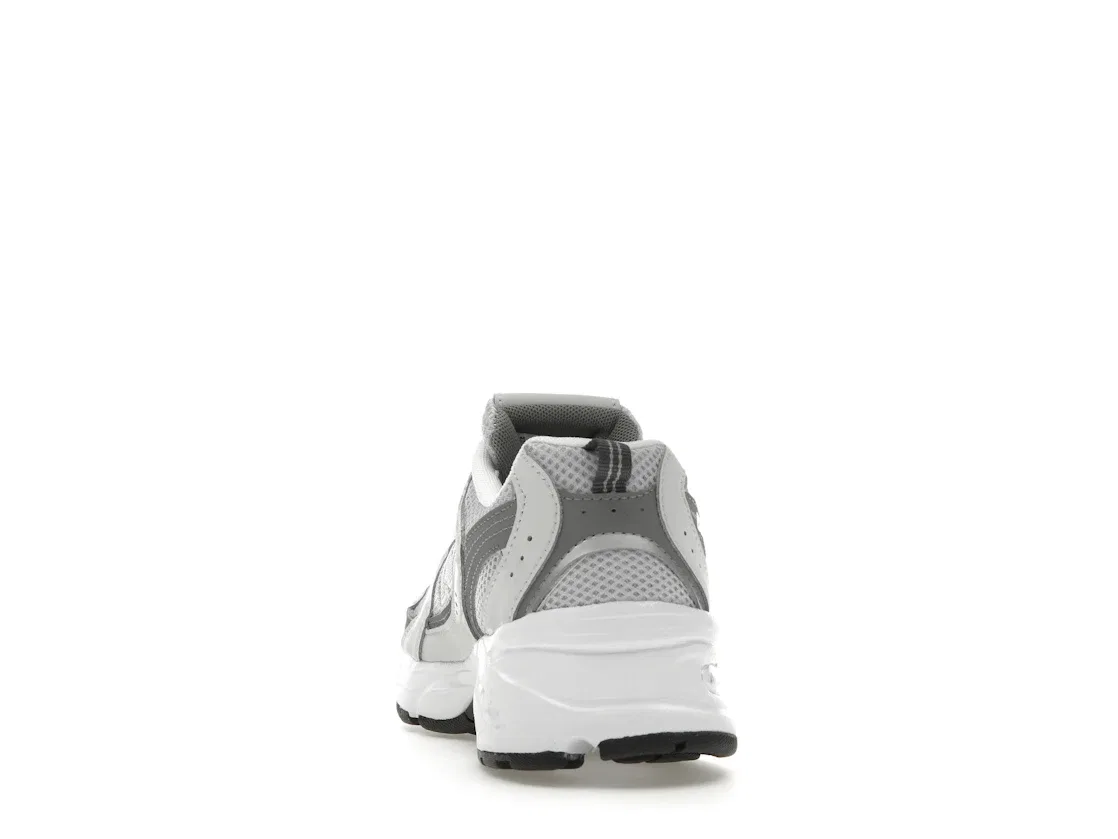 Детские кроссовки Lifestyle New Balance 530, Grey Matter/Silver Metallic — фото 4