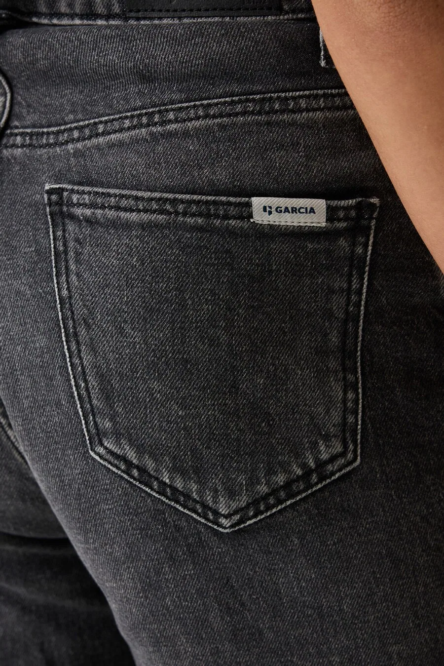 Джинсы GARCIA Wide leg Jeans 'Annemay' из черного денима — фото 3