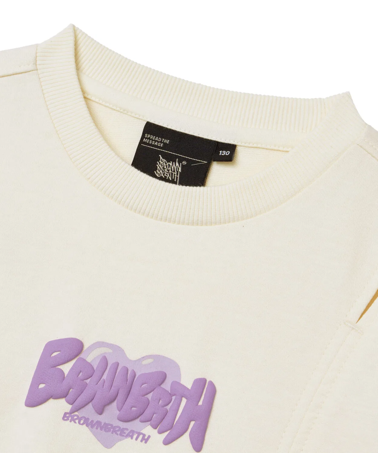 Детский свитшот с вырезом цвета айвори от Brownbreath Kids — фото 4