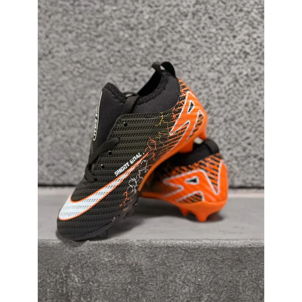 Детские футбольные бутсы для зала с носком, искусственная кожа, Black Orange Sinmm — фото 4