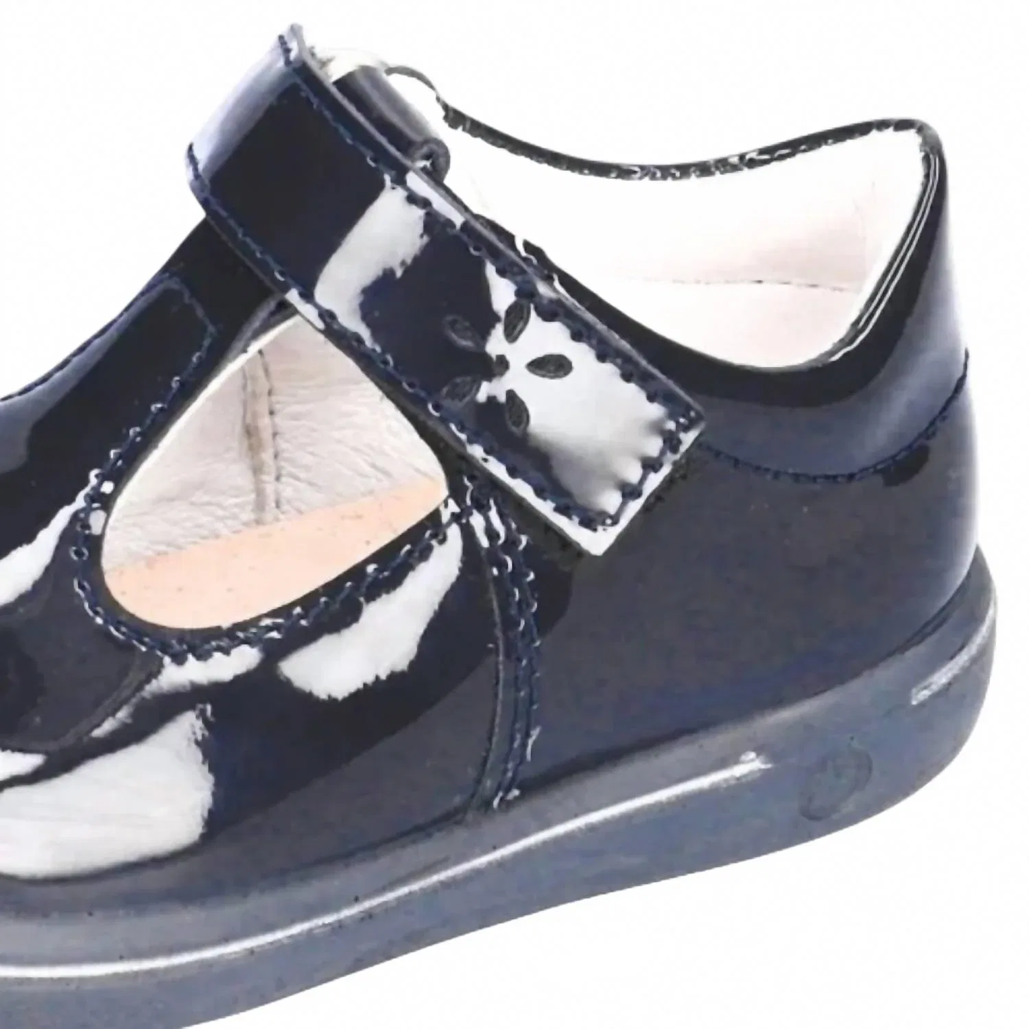 Детские туфли для девочек на ремешке с перфорацией Pepito Winona Ricosta, Blue Patent — фото 2