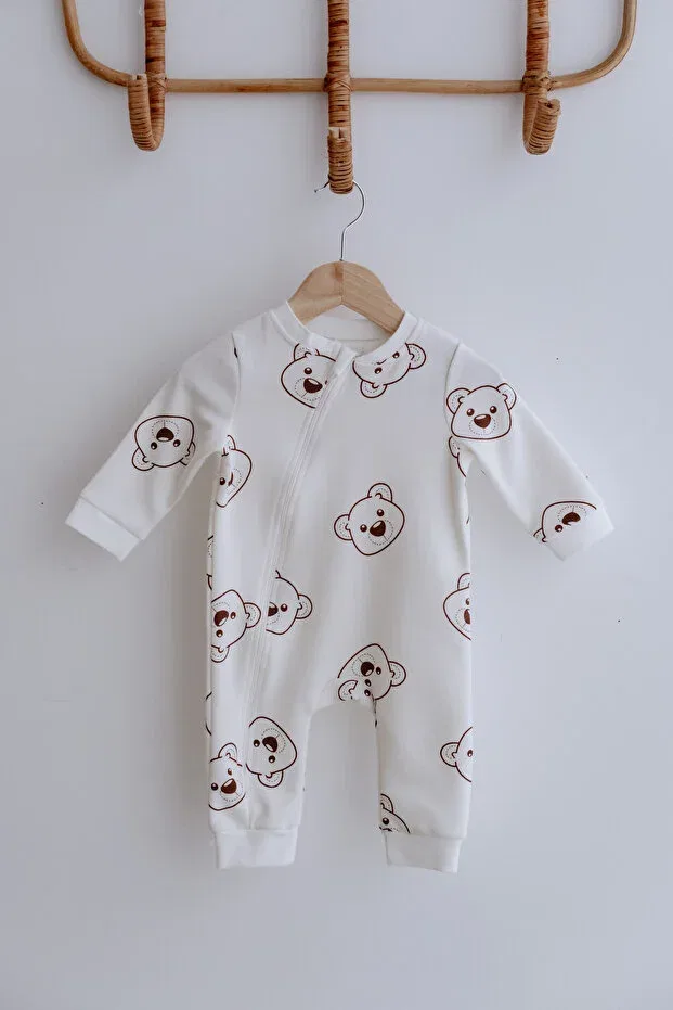 Детский комбинезон-боди с принтом Long sleeve zippered baby romper with teddy bear pattern Lilabio, White