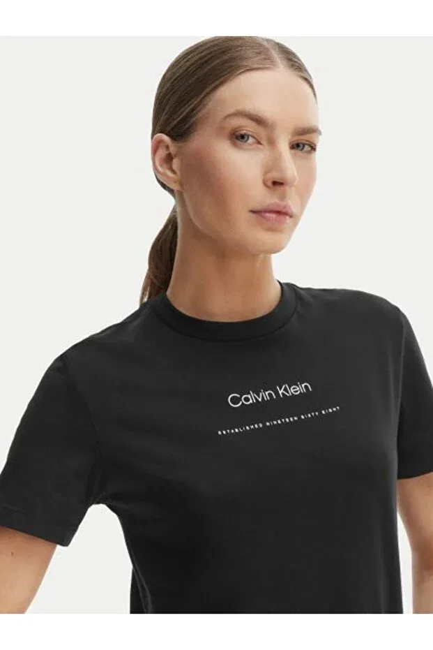 Женская футболка хлопковая Calvin Klein, Black — фото 4