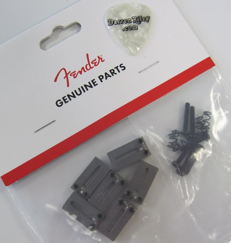 

Седла Fender USA Standard Stratocaster Telecaster Bridge 0990840000 American Standard Strat Tele Bridge Saddles 099-0840-000