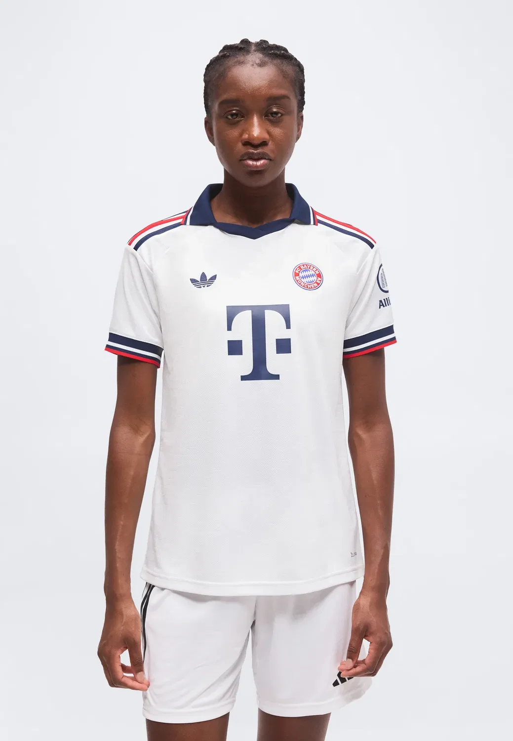 Выездная форма ФК Бавария на сезон 26/27 - клубная форма Adidas Originals, White