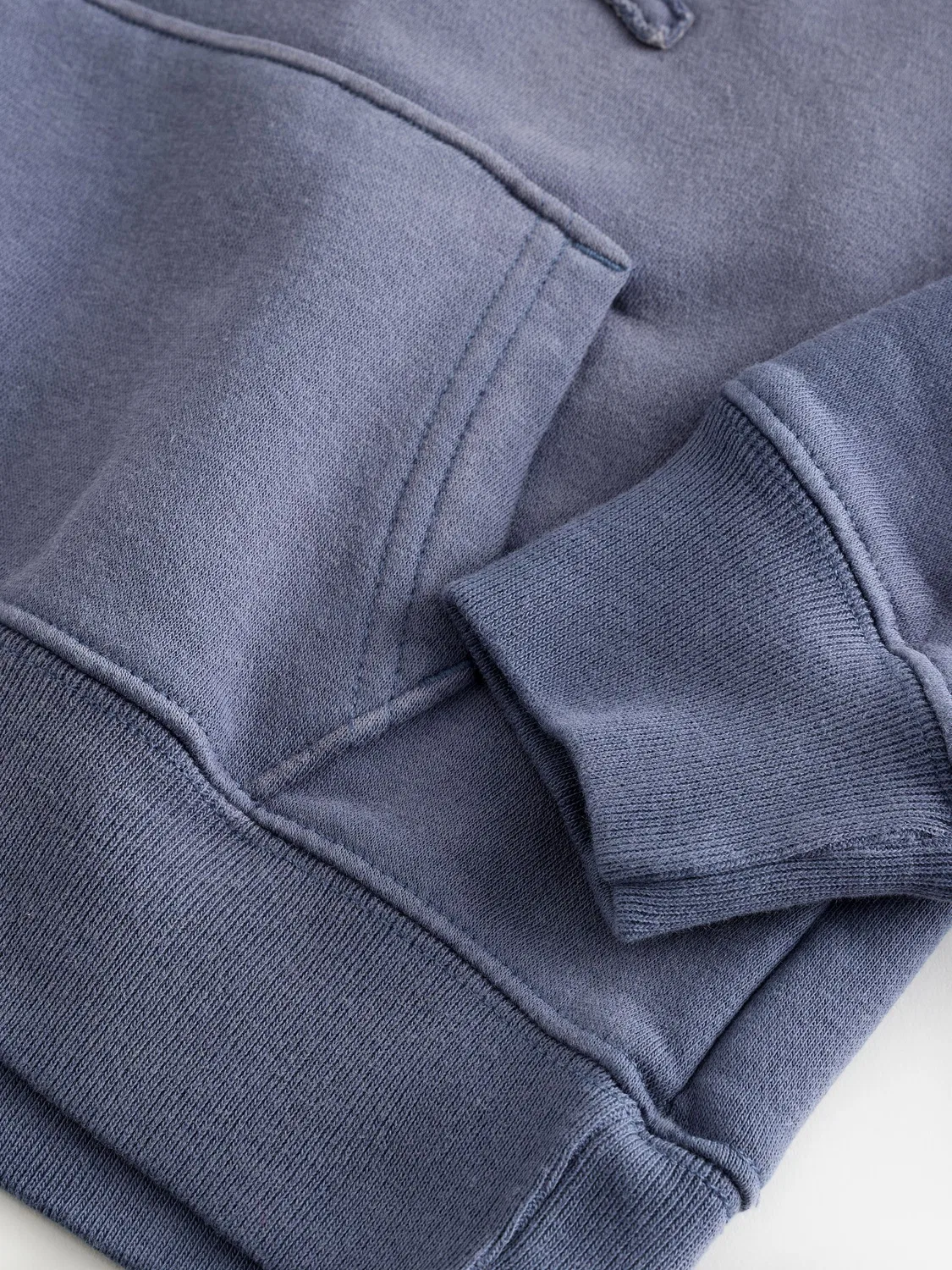 Худи Gap VintageSoft Relaxed Logo Hoodie, вымытый темно-синий — фото 4